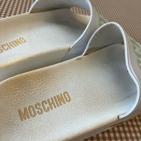 Moschino Women’s Authentic slides sandals. Size 38. Made in Spain. FAIR - Picture 5 of 16